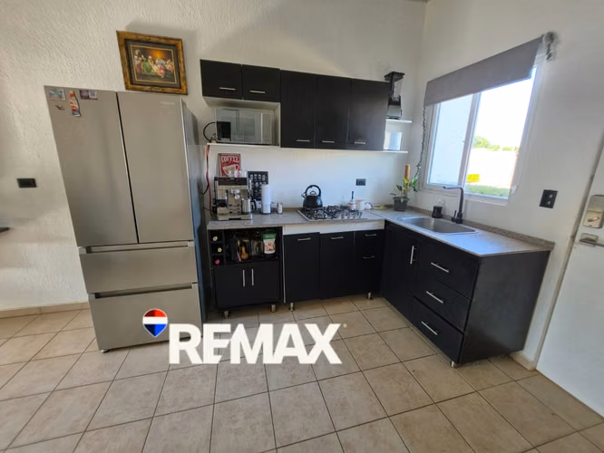 CASA EN VENTA EN RESIDENCIAL PRIVADA ECOTERRA MAQUILISHUAT CON PATIO EXTENDIDO DE 8 METROS  - Imagen 2