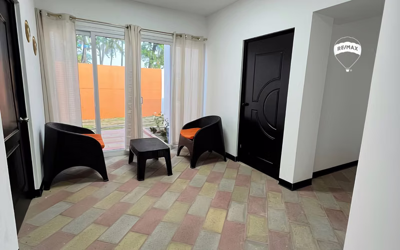 Vta. | Casa Frente al Mar | A Puerta Cerrada | Playa Las Flores | La Libertad - Imagen 5