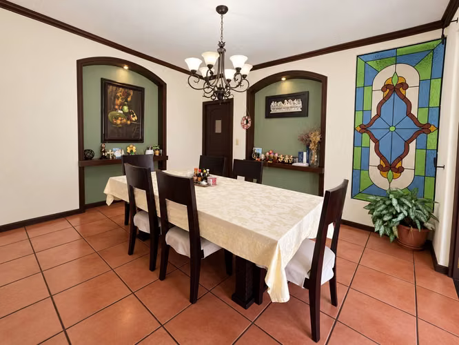Alquiler de Casa en Cumbres de Cuscatlán - Imagen 2