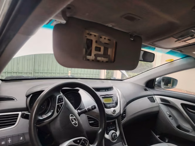 Hyundai Elantra 2012 en excelentes condiciones - Imagen 16