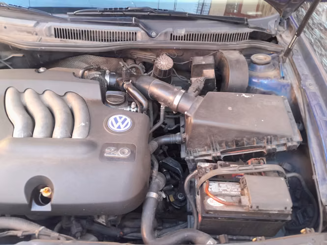 Vendo Volkswagen Golf mk4 - Imagen 3