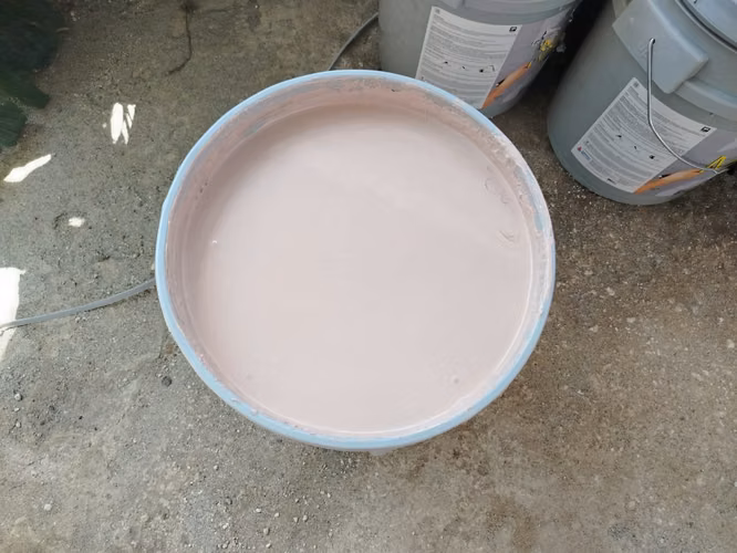 Vendo Cubeta De Pntura Primera Mano - Imagen 3