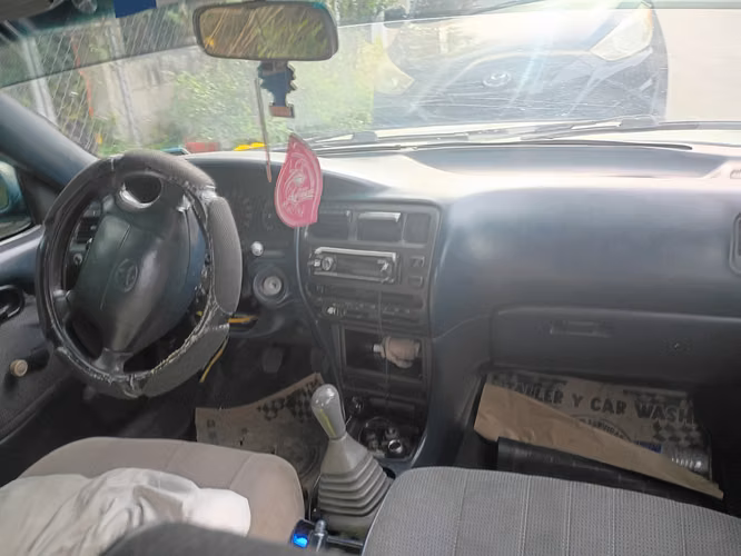 Toyota Corolla 93, standar. Restaurado y nítido. 