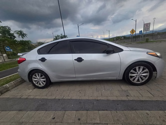 KIA FORTE LX 2016 - Imagen 14