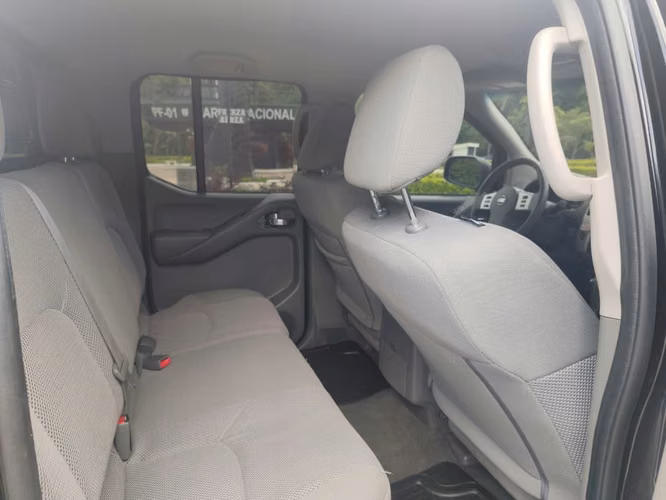  NISSAN FRONTIER DOBLE CABINA  2019, 4X4,PIÑON DE MONTAÑA,BOLSAS FRONTALES BUENAS, TARJETA A MI NOMBRE SI VE EL ANUNCIO 