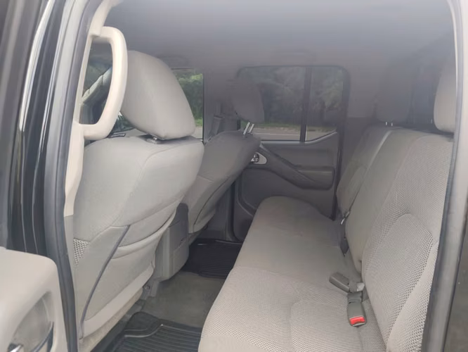  NISSAN FRONTIER DOBLE CABINA  2019, 4X4,PIÑON DE MONTAÑA,BOLSAS FRONTALES BUENAS, TARJETA A MI NOMBRE SI VE EL ANUNCIO 