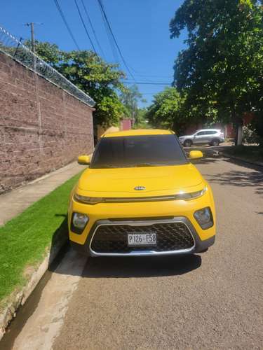 VENDO KIA SOUL 2020
