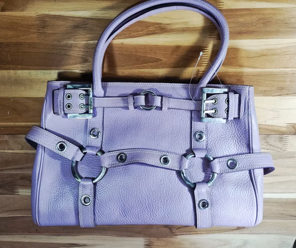 Preciosa Cartera Nueva,de Marca, Fina 100% Cuero, super precio  - Imagen 5