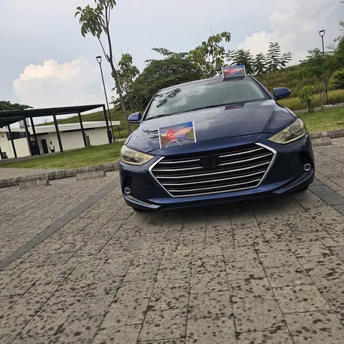 HERMOSO HYUNDAI ELANTRA 2018     - Imagen 16