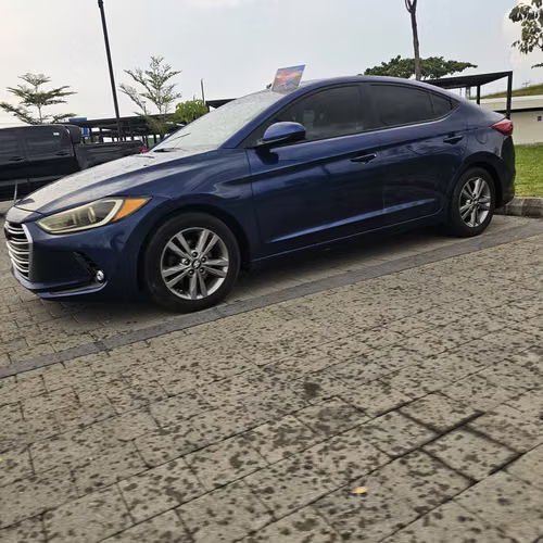  HERMOSO HYUNDAI ELANTRA 2018     - Imagen 19