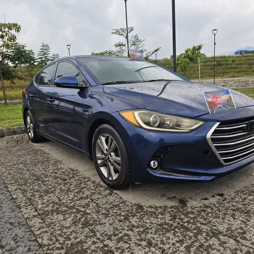  HERMOSO HYUNDAI ELANTRA 2018     - Imagen 10