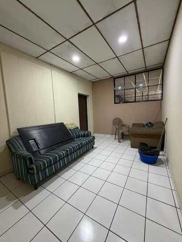 SE VENDE CASA SOBRE CALLE EL PROGRESO, inmueble con alto potencial, Terreno tiene 562.59 varas² y de Construcción: 261.6 - Imagen 16