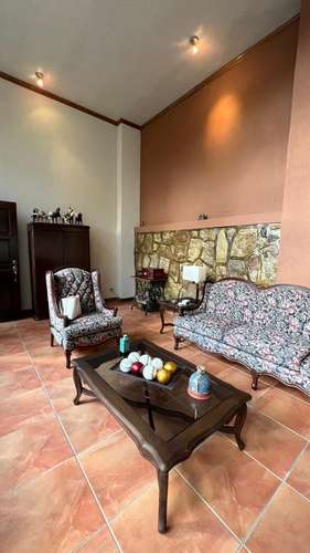 SE VENDE CASA LOS PLANES DE RENDERO con linda vista y con finos acabados en perfecto estado de mantenimiento 411.61 mts2 - Imagen 12