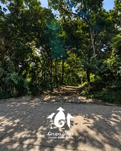 TERRENO EN VENTA – SANTA ANA