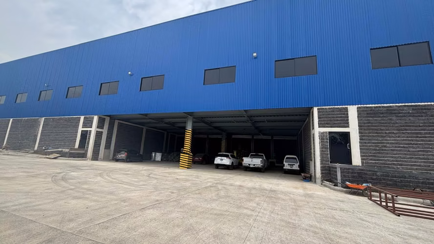 SE ALQUILA BODEGA INDUSTRIAL CARRETERA A SAN JUAN OPICO LISTA PARA ESTRENARSE Complejo logístico moderno Área total: 10, - Imagen 3