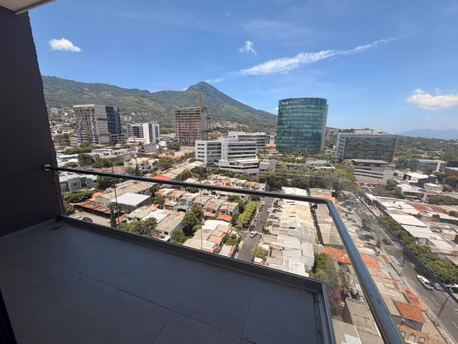  SE ALQUILA APARTAMENTO 8.VII HOMES ESCALÓN, CON LÍNEA BLANCA  * tiene 120 m² * Vestíbulo * Sala y comedor * Cocina Open - Imagen 11