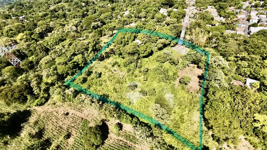 Terreno 8,798 v2 con casa y torre que paga renta, San José Villanueva - Imagen 2
