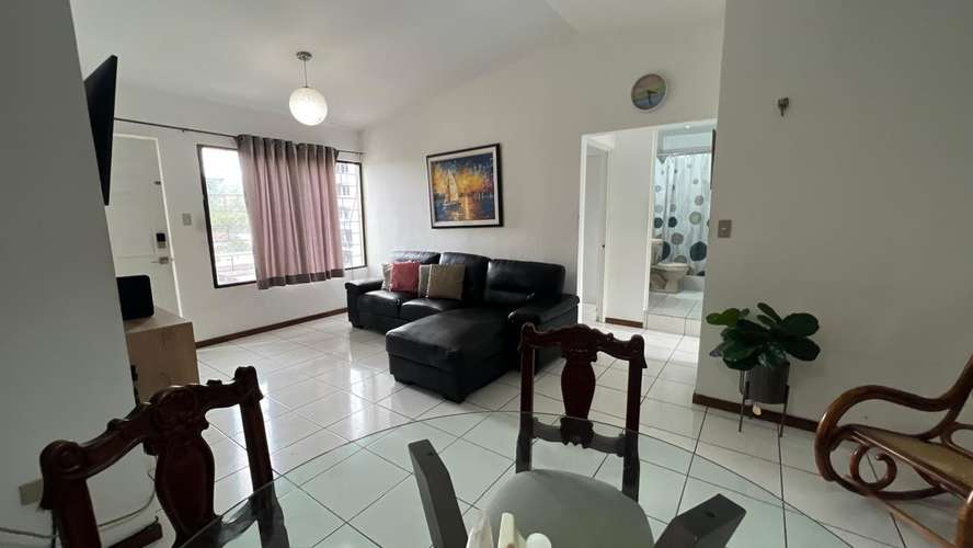 SE VENDE APARTAMENTO COLONIA ESCALÓN, a puerta cerrada, (parte media) •Área interna: 84 m² + 2 parqueos •Ubicado en terc - Imagen 10
