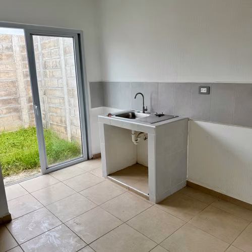 Vendo Casa en Ciudad Marsella, Q8 - Imagen 5