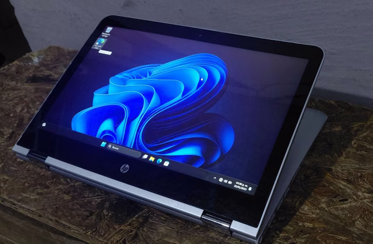 VENDO LAPTOP SLIM HP X360 iCORE 3 8GB RAM Y 500GB DISCO CONVERTIBLE A TABLET PANTALLA TOUCH  - Imagen 2