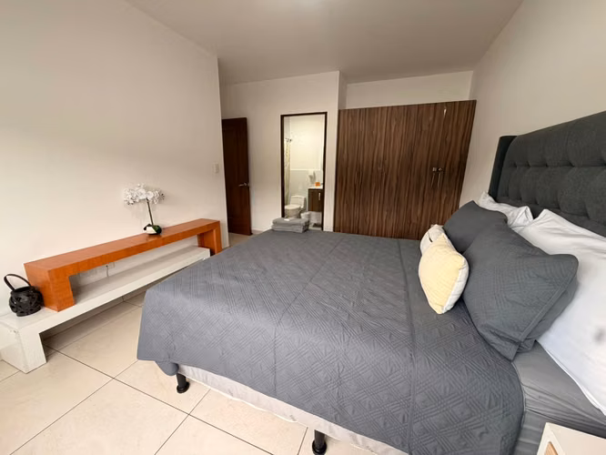 SE VENDE APARTAMENTO LAS PUERTAS VILLA URBANA, POR LA 75 AVENIDA NORTE, MODERNO Excelente ubicación, a solo 500 m del Sa - Imagen 18