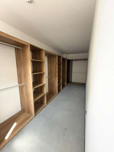  SE ALQUILA CASA DEL BOSQUE NUEVO CUSCATLAN, NUEVA A ESTRENAR, Dos niveles: Cochera techada para dos vehículos, Estudio  - Imagen 15
