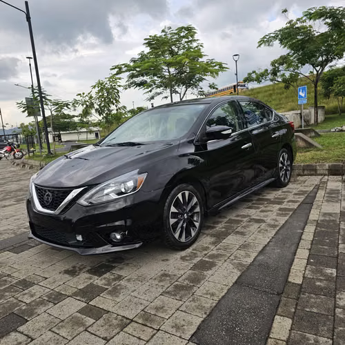 Hermoso nissan sentra sr 2018