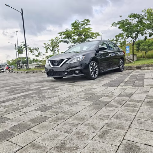 Hermoso nissan sentra sr 2018