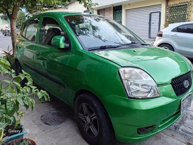 KIA PICANTO 2005  Standard de Agencia  4 puertas  Motor 1.1 Super Económico  Rines Especiales  Llantas Nuevas. - Imagen 16