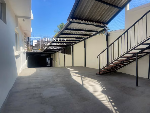 VENTA CASA SAN BENITO SAN SALVADOR IDEAL OFICINAS 