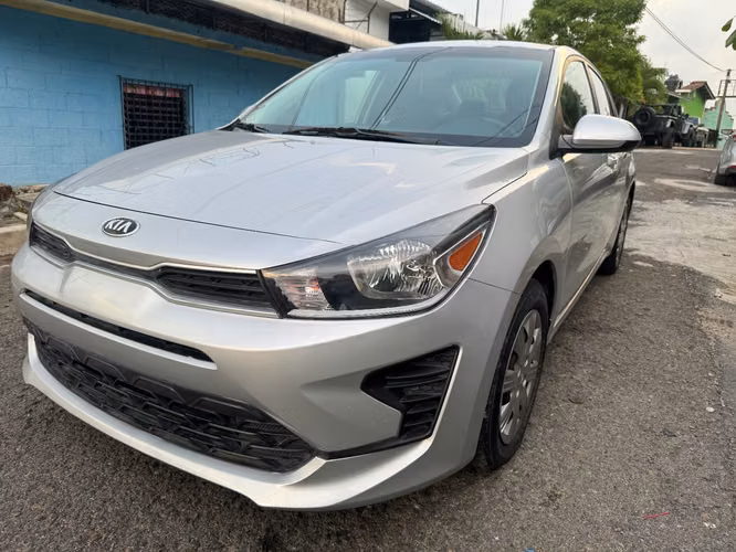 KIA RIO LX 2021 - Imagen 2