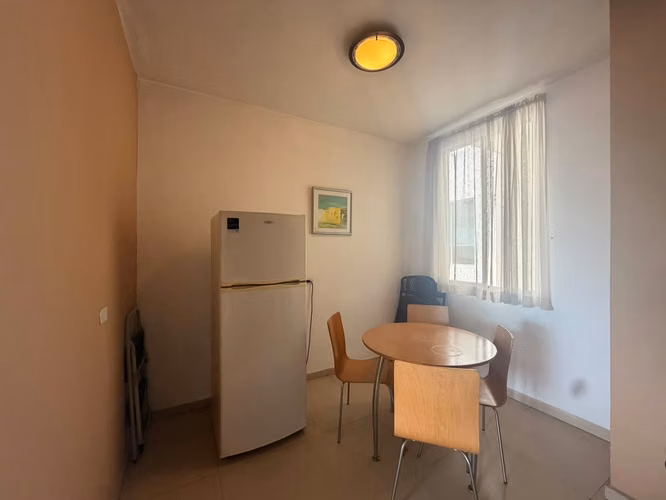 APARTAMENTO AMOBLADO EN ALQUILER – CONDOMINIO LA CEIBA, COL. ESCALÓN - Imagen 6