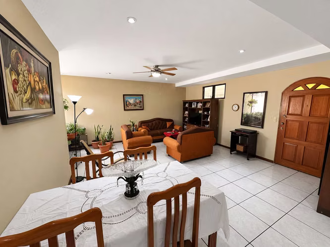 Apartamento en Venta en Condominio Villas del Árbol, Escalón - Imagen 2