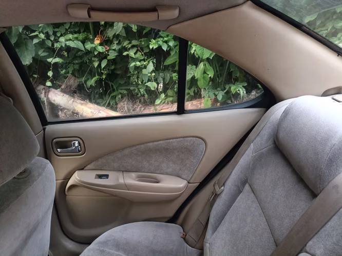 Nissan Sentra 2003 