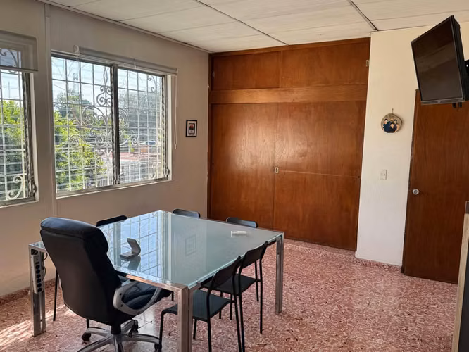 SE RENTA OFICINA IDEAL PARA ONG, FUNDACIONES Y ORGANIZACIONES SOCIALES - Imagen 4