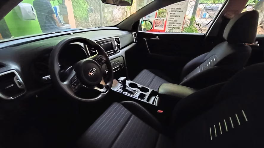 KIA SPORTAGE LX 2018 - Bolsas Buenas 