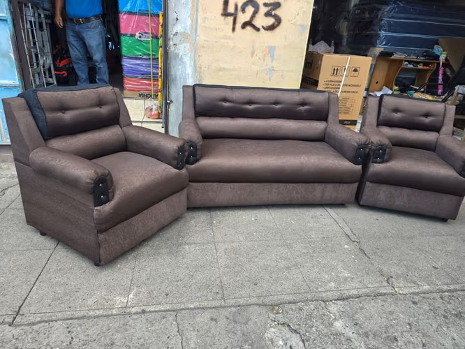 Sala junior disponible  