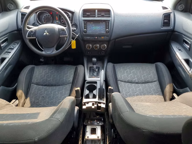 MITSUBISHI OUTLANDER SPORT ES 2021 - Imagen 10