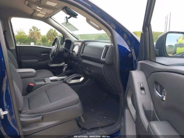 NISSAN FRONTIER SV 2023