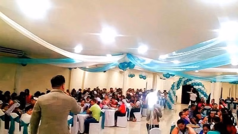 CANTANTE SOLISTA PROFESIONAL PARA TUS FIESTAS Y EVENTOS SOCIALES 