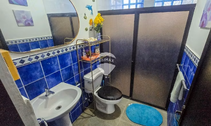 Casa frente a la playa en Costa del Sol, km 63 – con piscina - Imagen 4
