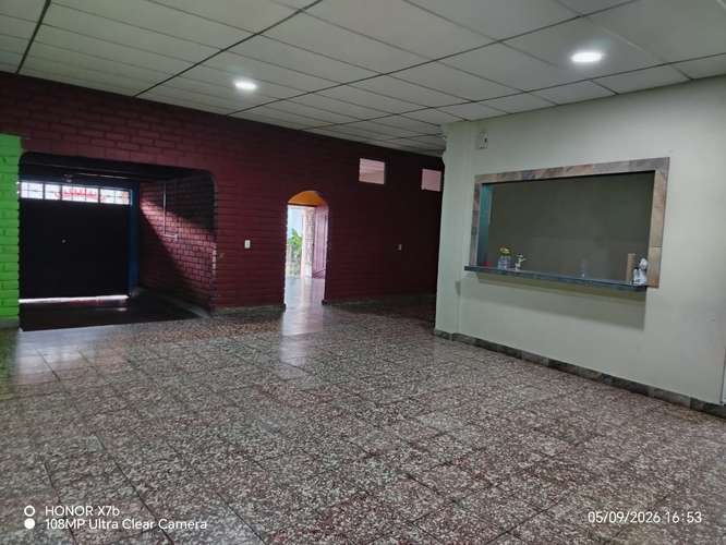 SE RENTA PRECIOSA CASA EN EL CENTRO DE SANTA ANA