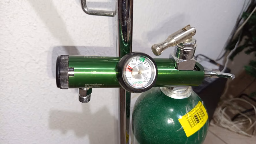 Cilindro Portátil de Aluminio con Regulador y Carrito - Imagen 2