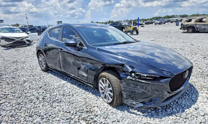 EN CAMINO, MAZDA 3 HATCHBACK 2022 - Imagen 2