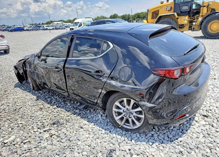 EN CAMINO, MAZDA 3 HATCHBACK 2022 - Imagen 5