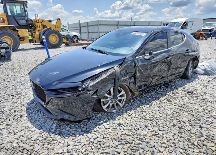 EN CAMINO, MAZDA 3 HATCHBACK 2022 - Imagen 6