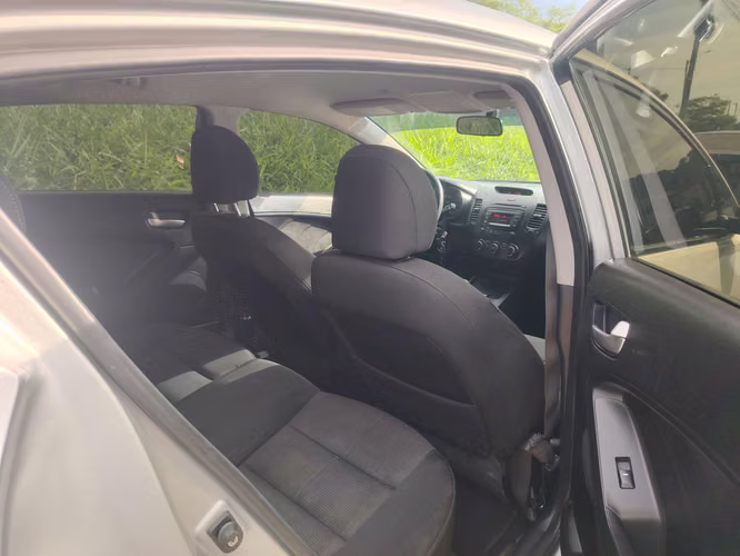 Kia forte 5 2017 - Imagen 7