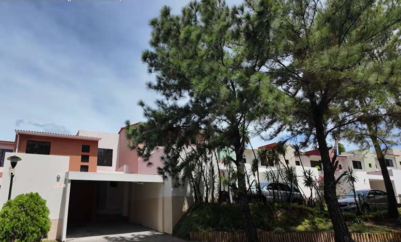 Venta de casa en Res. Miramar, La Libertad.| Jardín 90 m2 | 380 v2 Terreno| 3 Hab.| 3.5B | $320k.