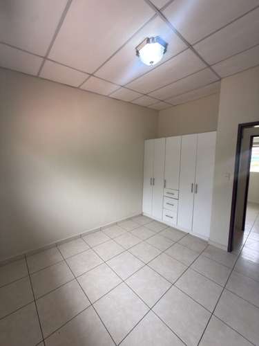 Venta de casa en Res. Miramar, La Libertad.| Jardín 90 m2 | 380 v2 Terreno| 3 Hab.| 3.5B | $320k.