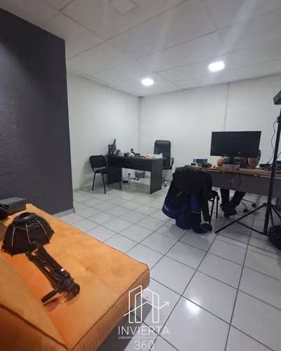SE ALQUILA CASA PARA OFICINA O VIVIENDA - Imagen 10